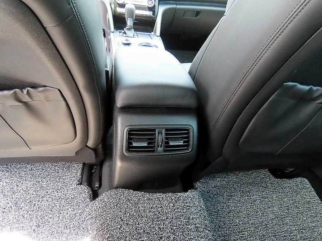 RENAULT SM6 — photo 18