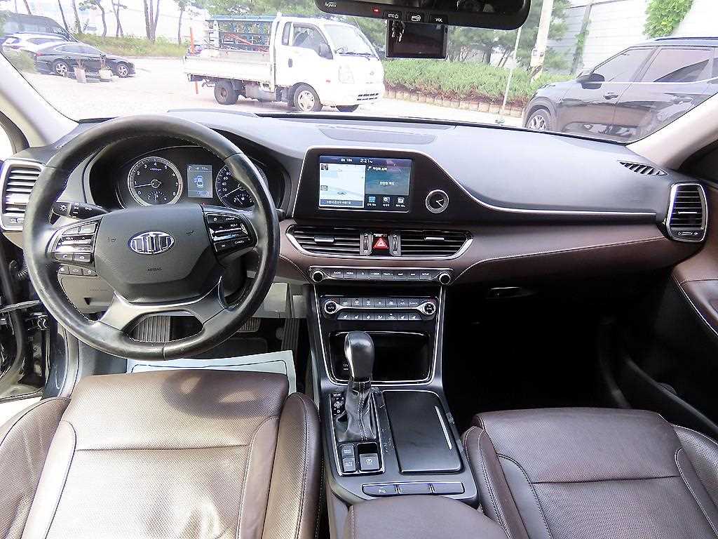 Hyundai Grandeur — photo 07