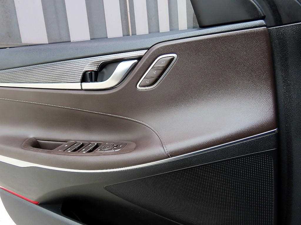 Hyundai Grandeur — photo 12