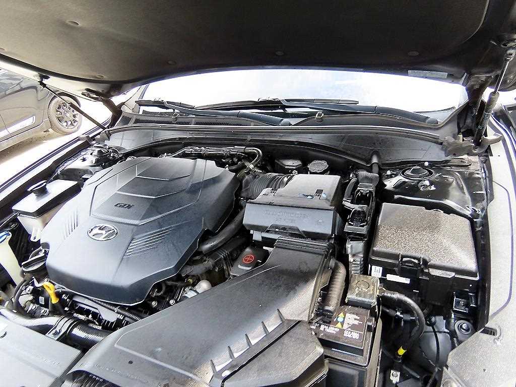 Hyundai Grandeur — photo 19