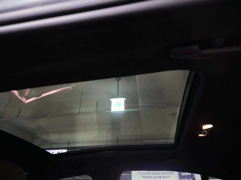 BMW 5-Series — photo 16