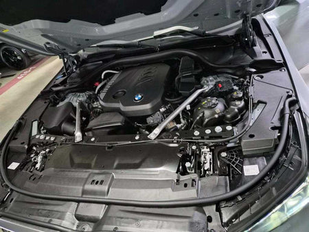 BMW 5-Series — photo 19