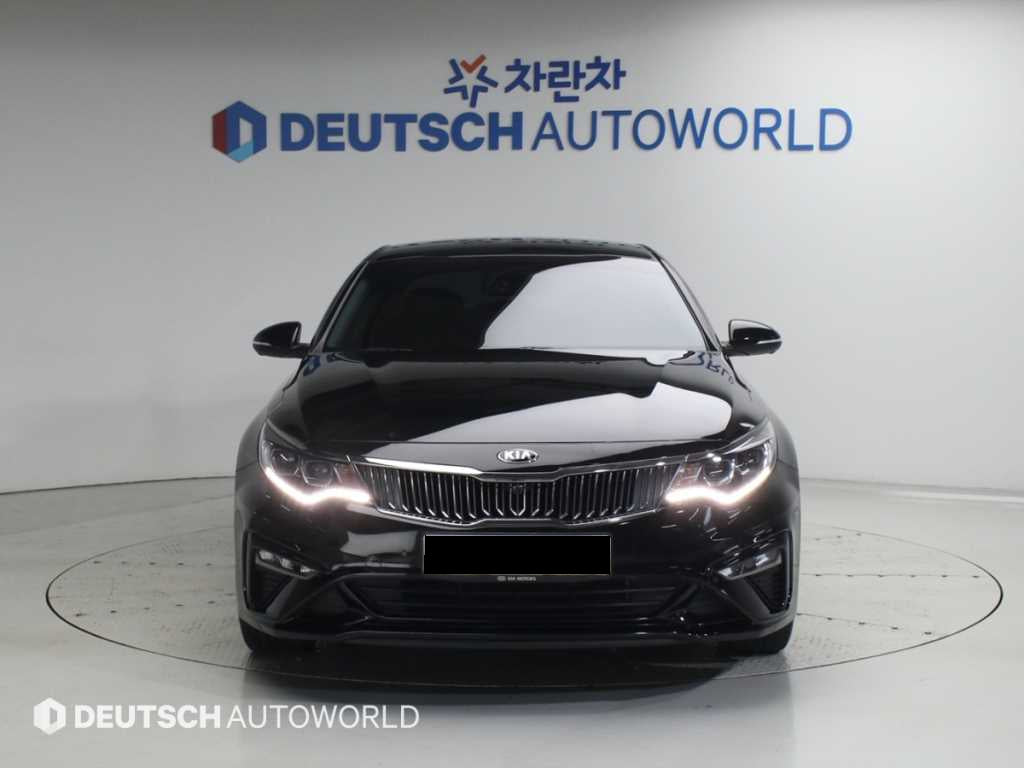 Kia K5 — photo 03