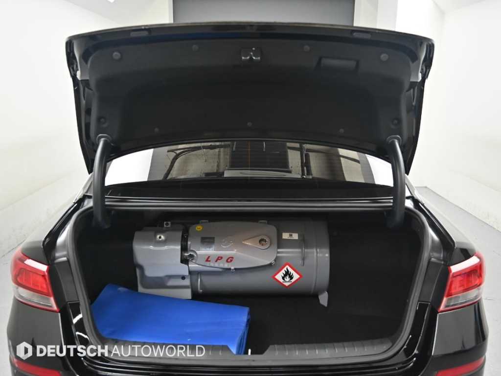 Kia K5 — photo 05