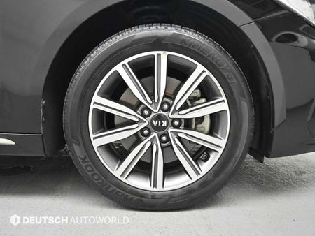 Kia K5 — photo 06
