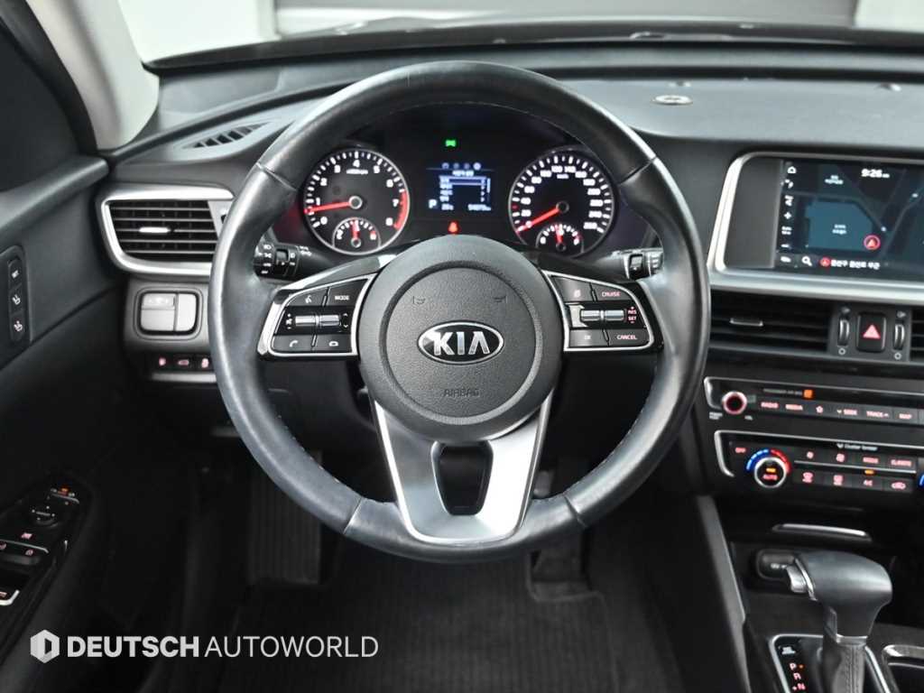Kia K5 — photo 13