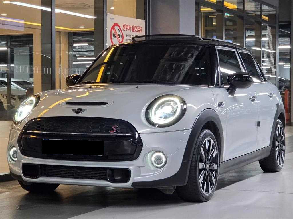 Mini Cooper — photo 01