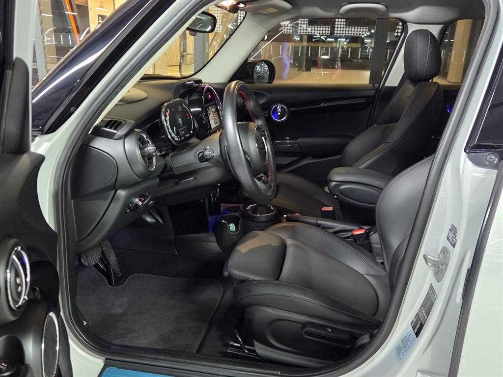 Mini Cooper — photo 08