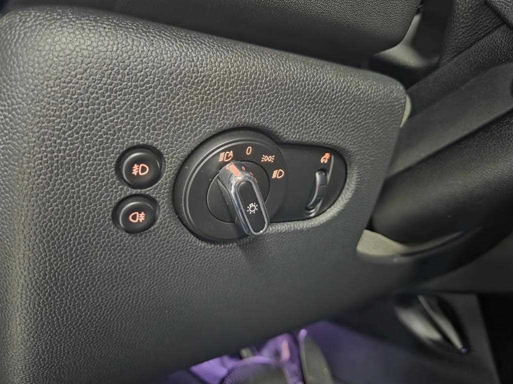Mini Cooper — photo 17