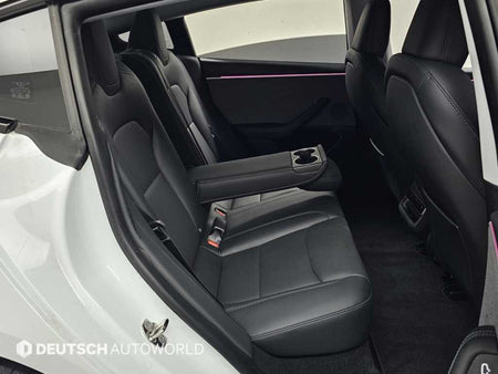 Tesla Model 3 — photo 12