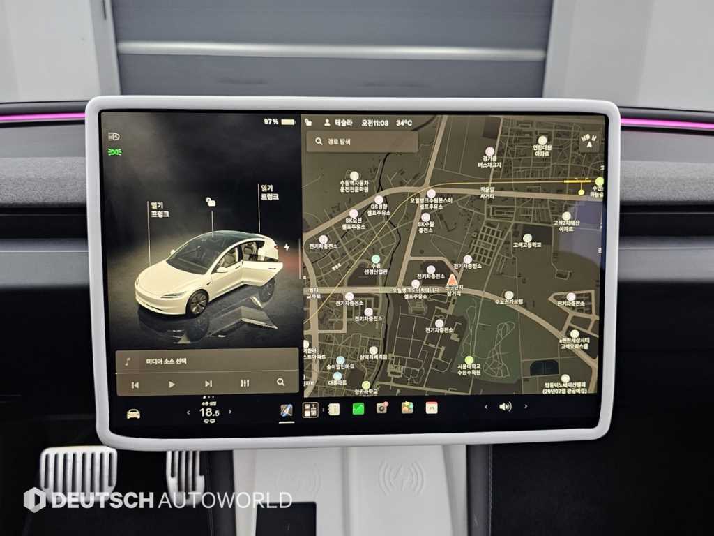 Tesla Model 3 — photo 14