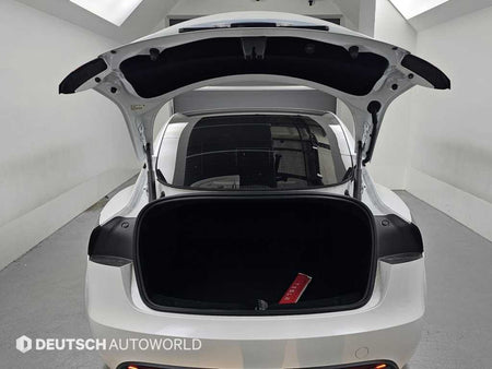 Tesla Model 3 — photo 19