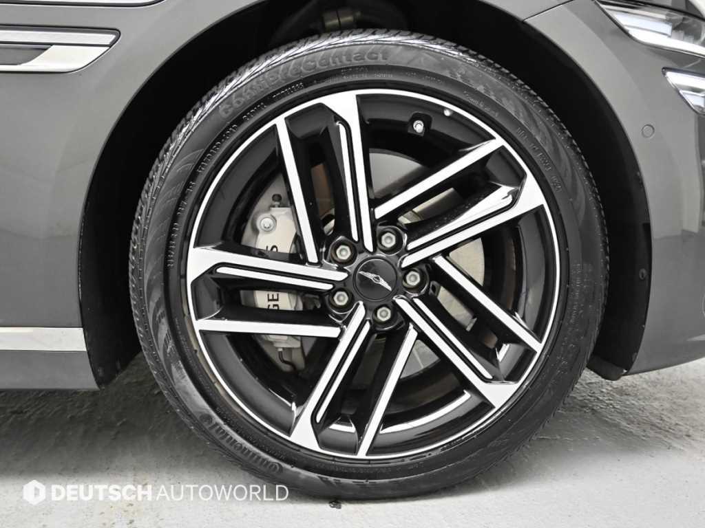 Genesis G80 — photo 05