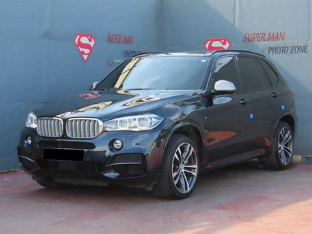 BMW X5 — photo 01