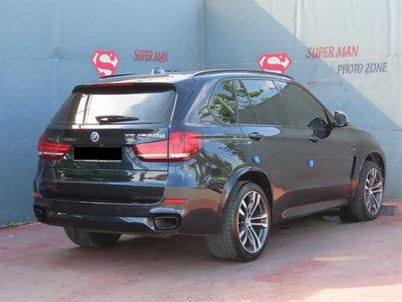 BMW X5 — photo 03