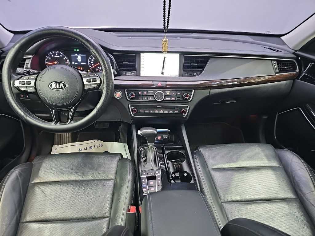 Kia K7 — photo 07