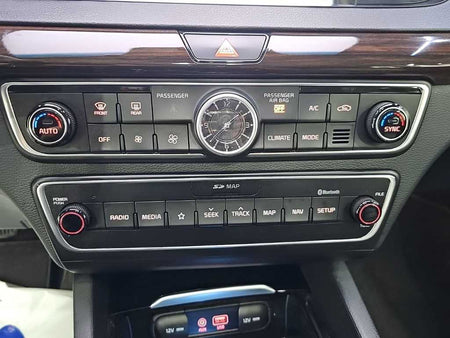 Kia K7 — photo 10