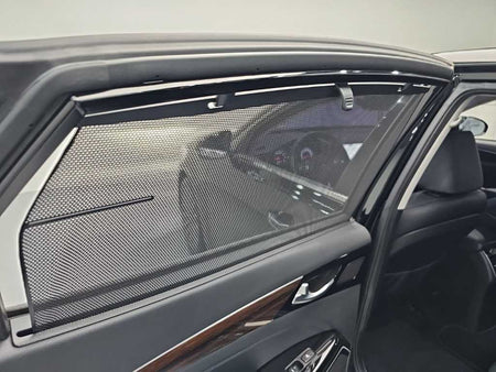 Kia K7 — photo 13