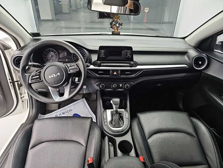 Kia K3 — photo 07