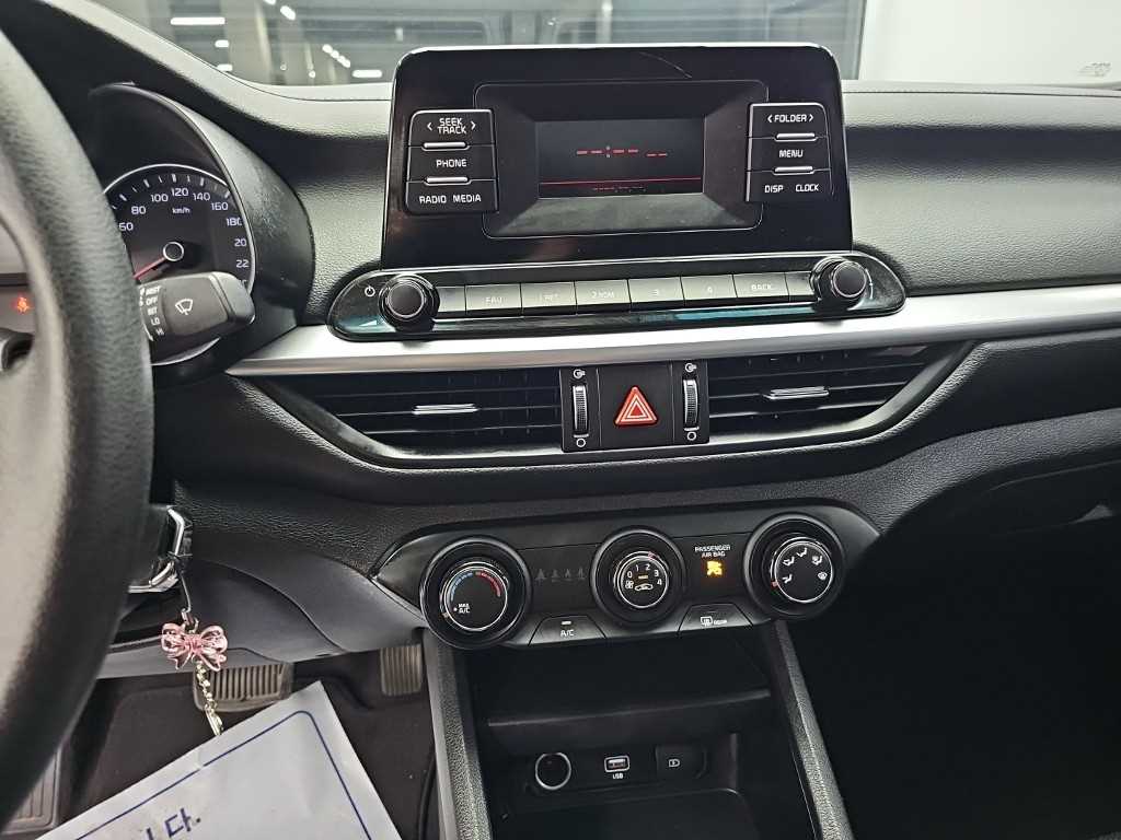 Kia K3 — photo 10