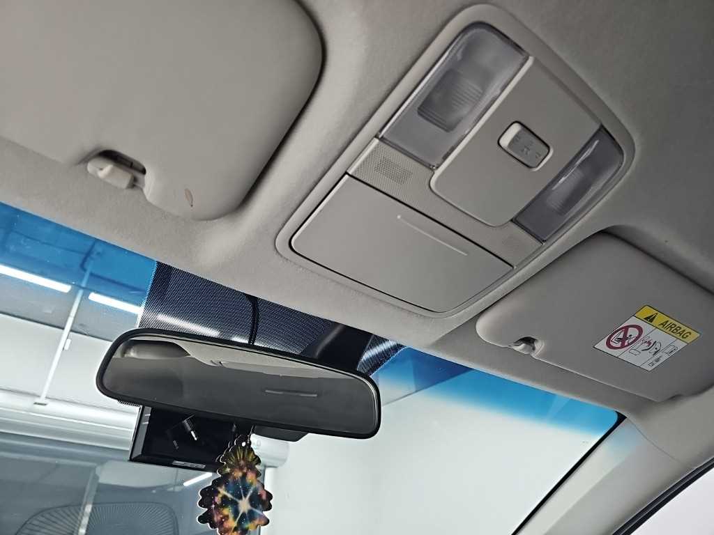 Kia K3 — photo 13