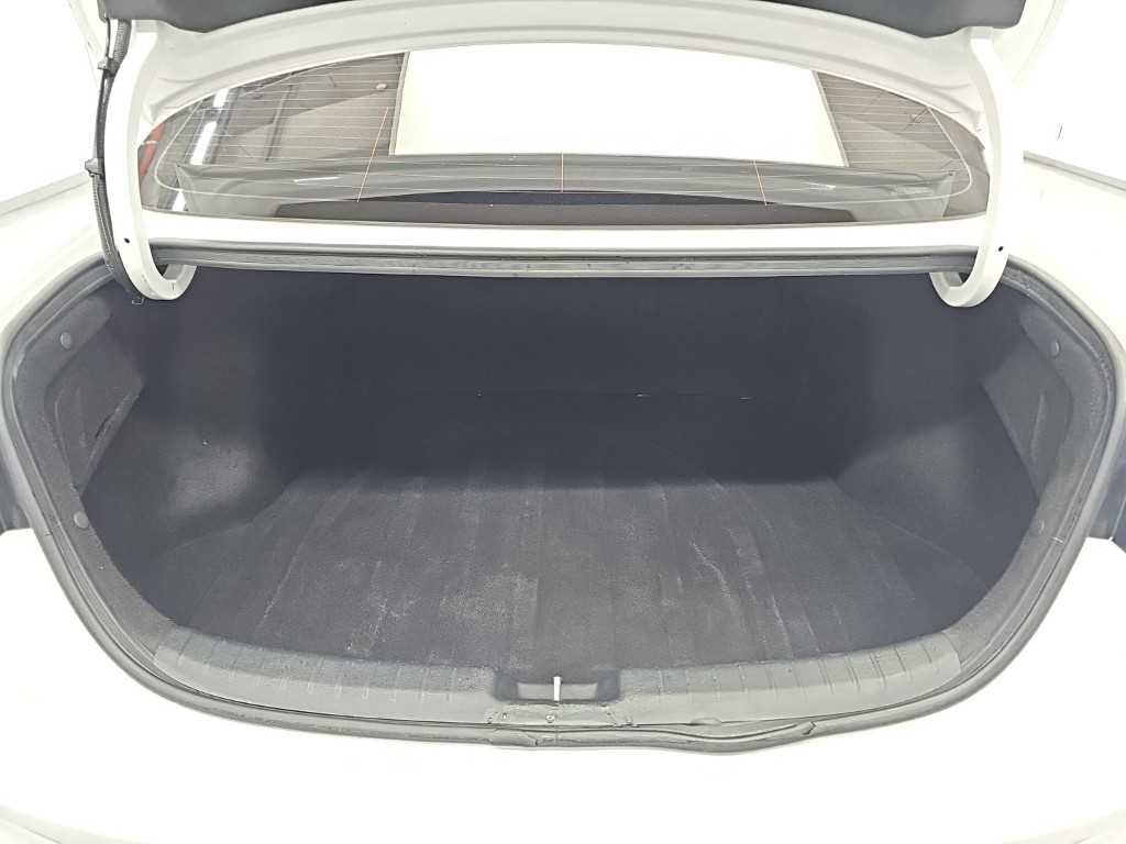 Kia K3 — photo 18