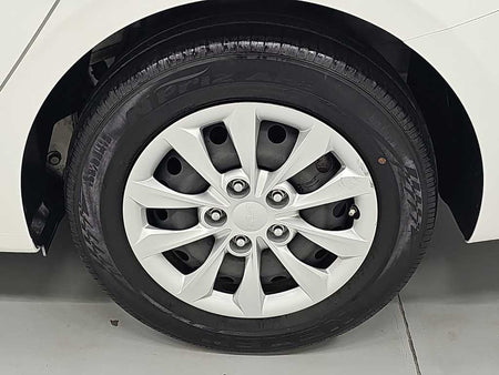 Kia K3 — photo 20