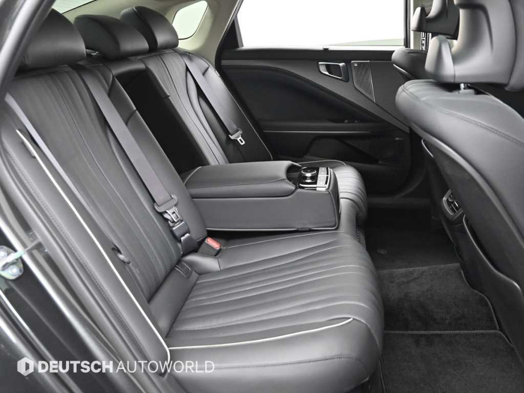 Kia K8 — photo 12