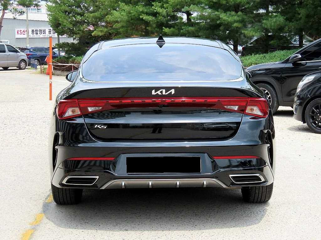 Kia K5 — photo 04