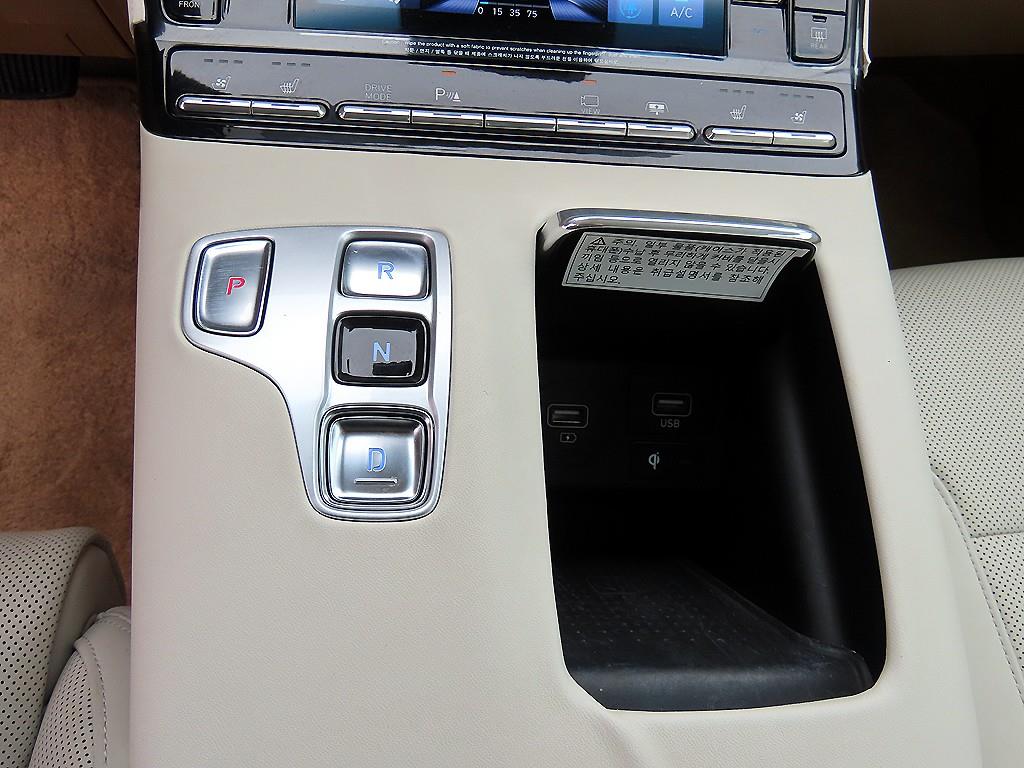 Hyundai Grandeur — photo 11