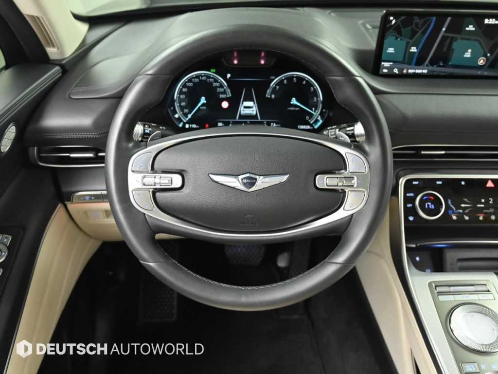 Genesis GV80 — photo 13