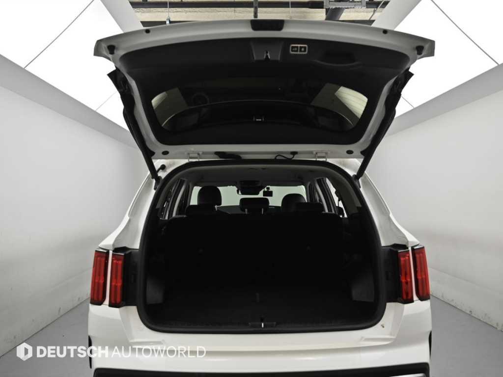 Kia Sorento — photo 19