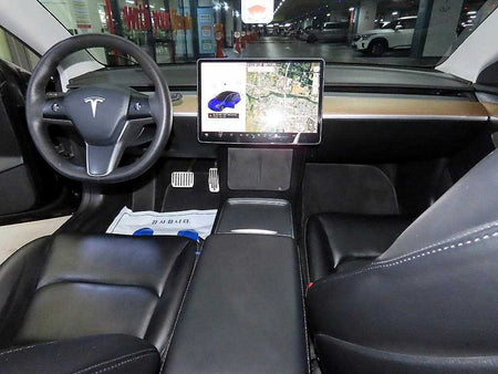 Tesla Model 3 — photo 10