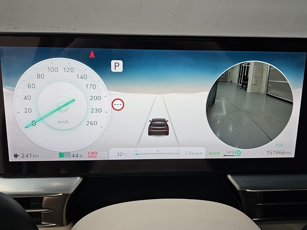 Genesis GV60 — photo 06