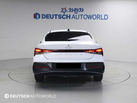 Hyundai Avante — photo 04