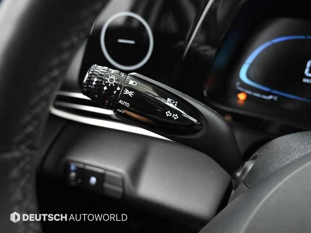 Hyundai Avante — photo 16