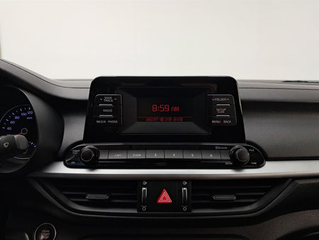 Kia K3 — photo 09