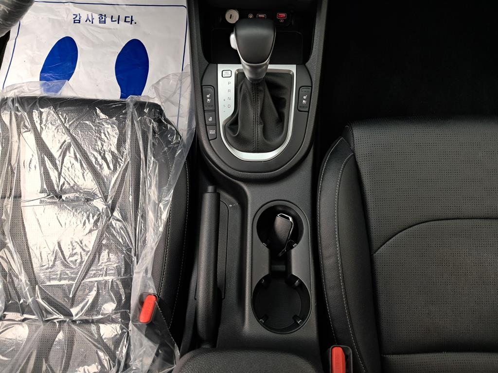 Kia K3 — photo 13