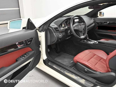 Mercedes-Benz E-Class — photo 11