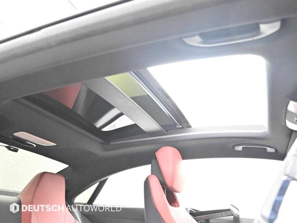 Mercedes-Benz E-Class — photo 18