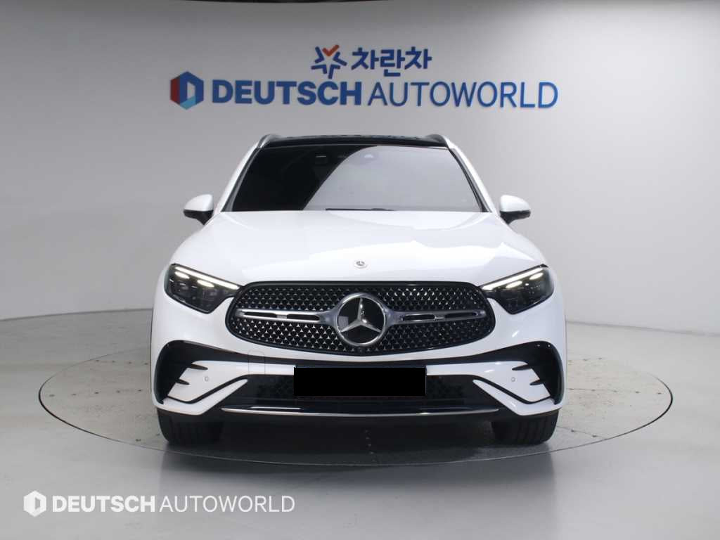 Mercedes-Benz GLC-Class — photo 03
