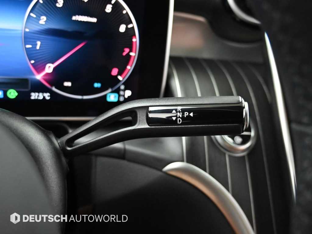 Mercedes-Benz GLC-Class — photo 09