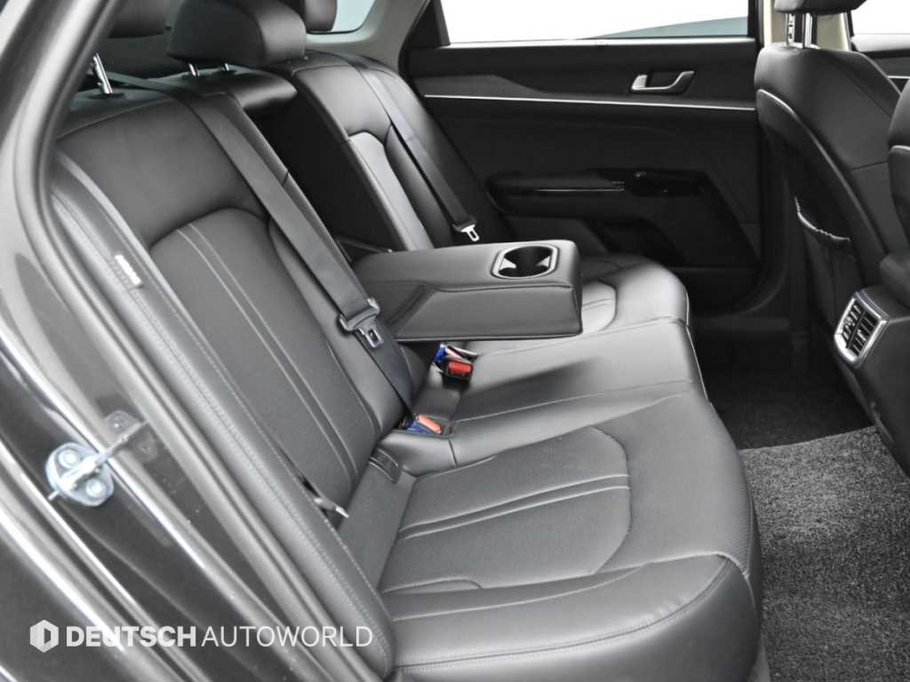Kia K5 — photo 12