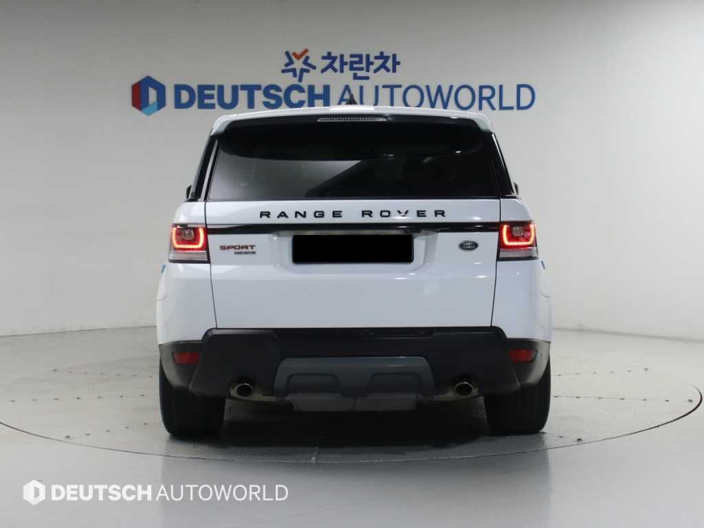 Land Rover Range Rover Sport — photo 04