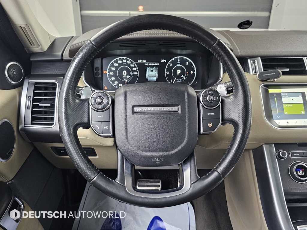 Land Rover Range Rover Sport — photo 13