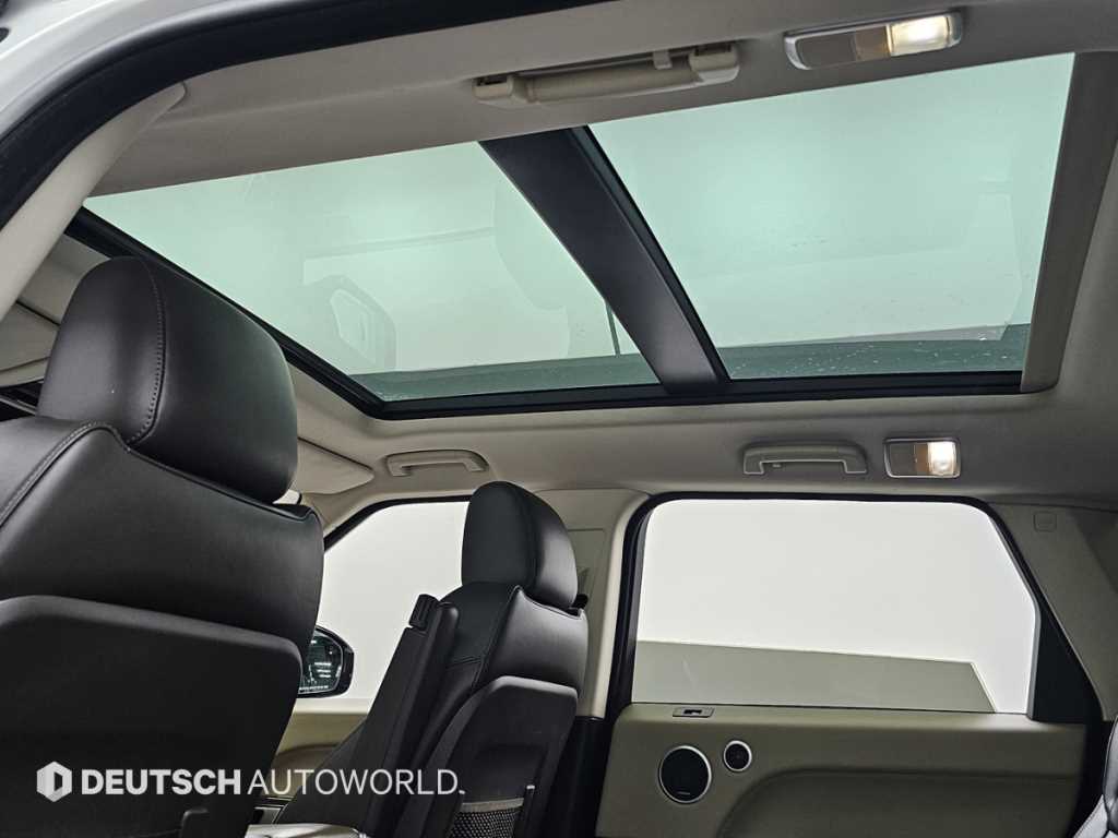 Land Rover Range Rover Sport — photo 18