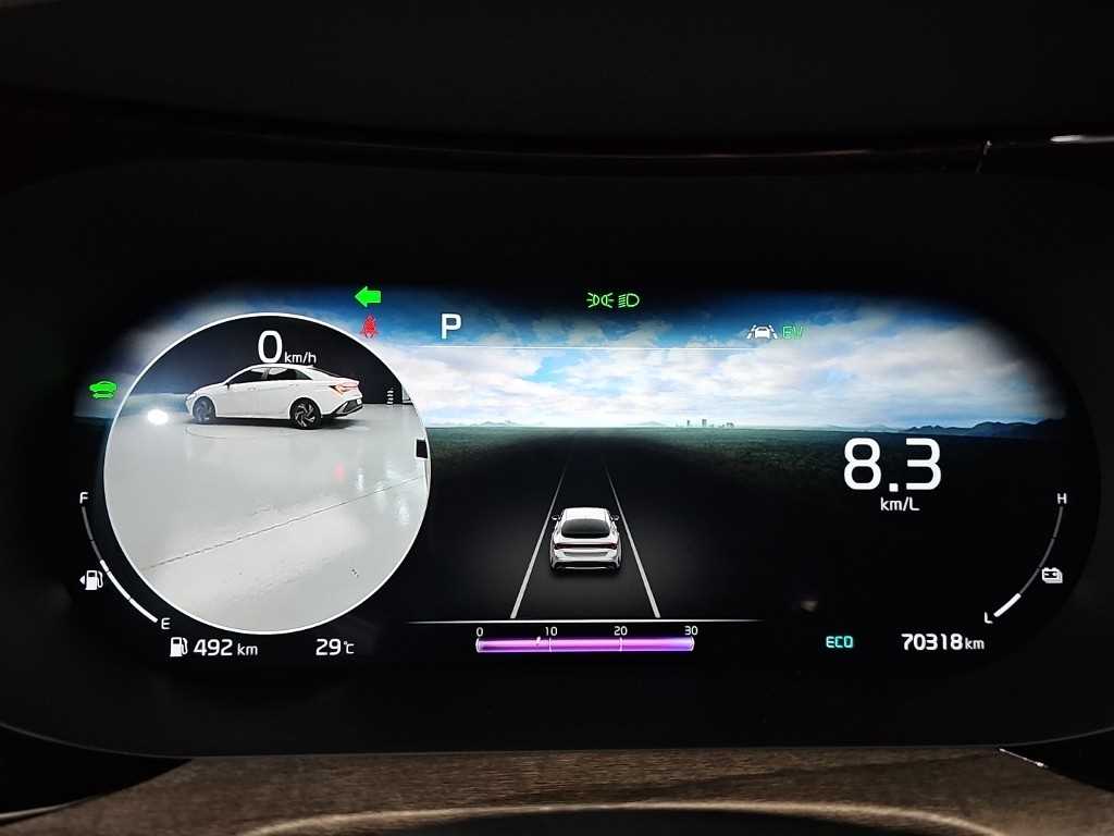Kia K5 — photo 06