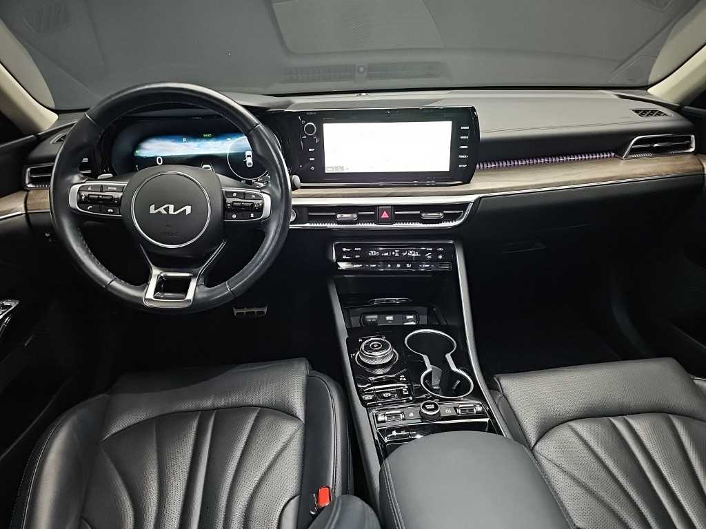 Kia K5 — photo 07
