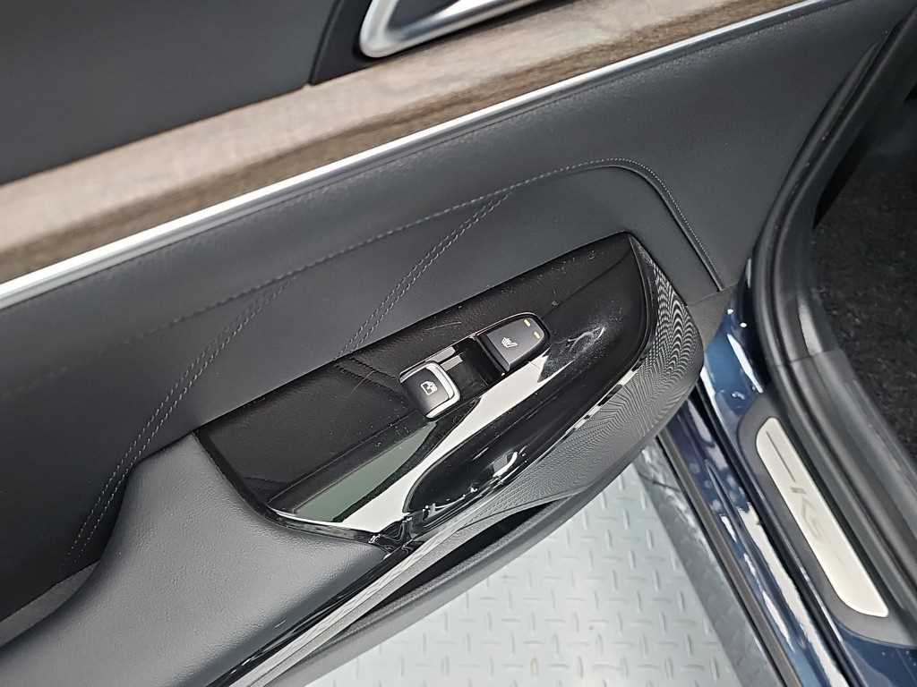 Kia K5 — photo 13