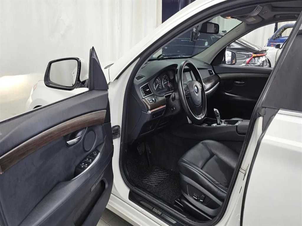 BMW Gran Turismo — photo 10